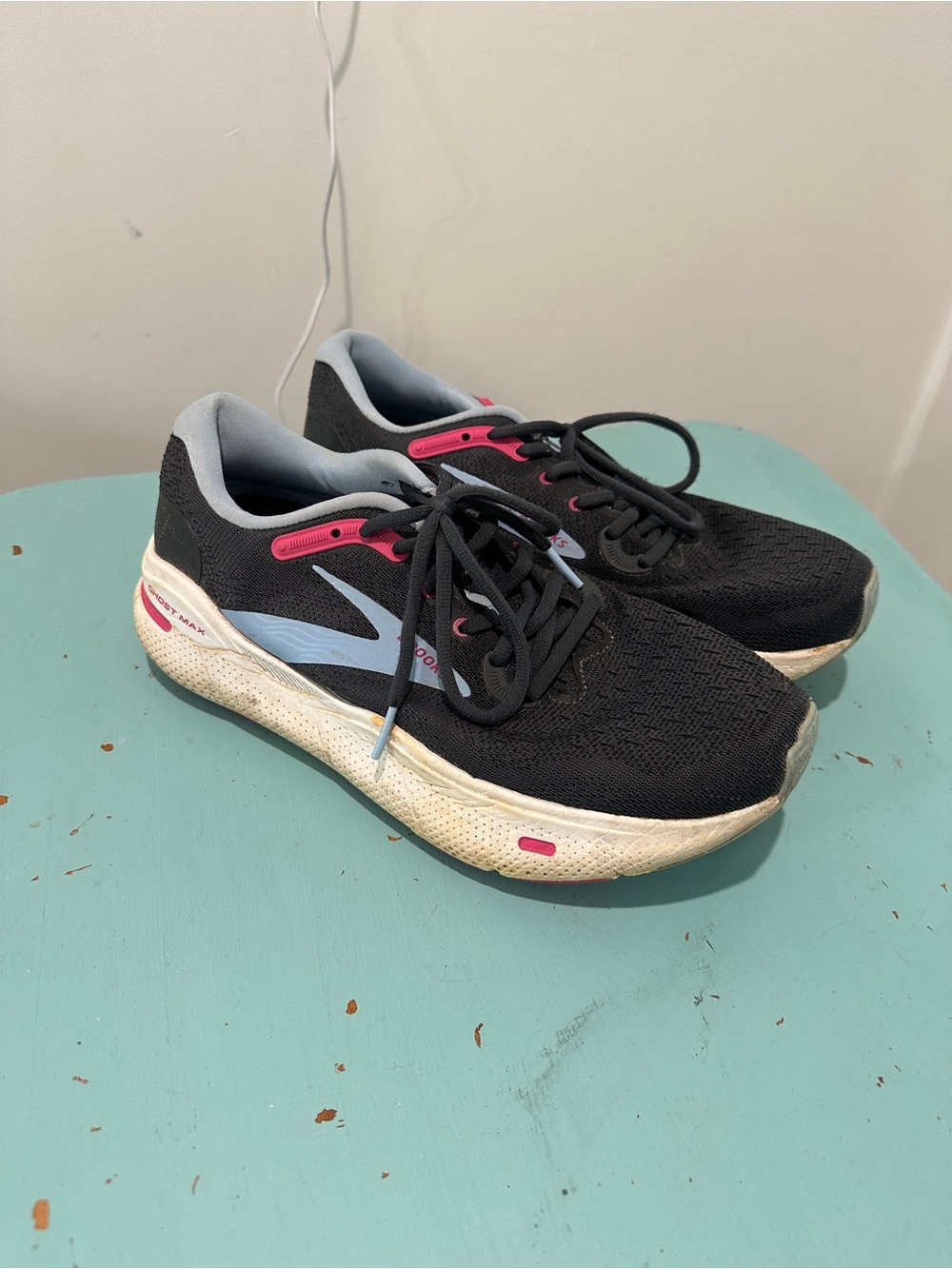 Women’s Sneaker in Light Blue & Black